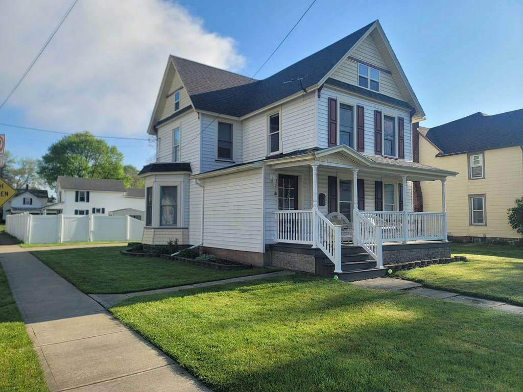 528 LINCOLN ST, SAYRE, PA 18840, photo 1 of 25
